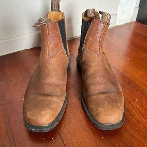 Brown Leather Blundstone Boots